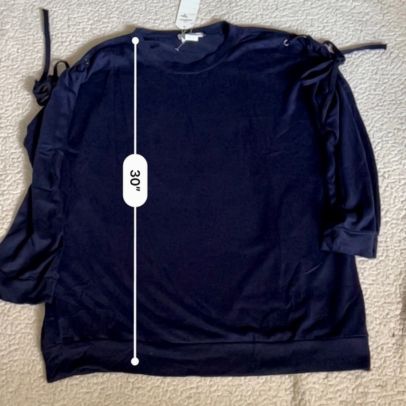 Beyond this plane tunic top - Picture 7 of 7